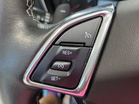 Used 2023 Chevrolet Camaro LT RWD image 30