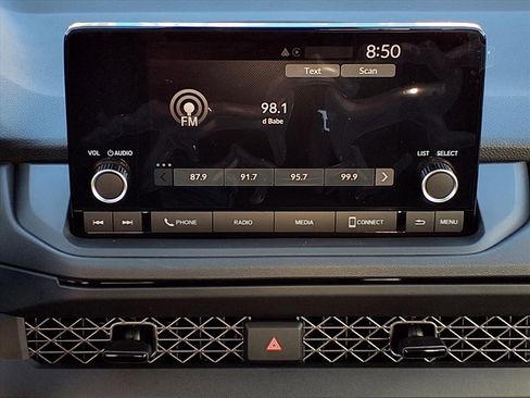 Certified 2025 Honda Accord LX image 14