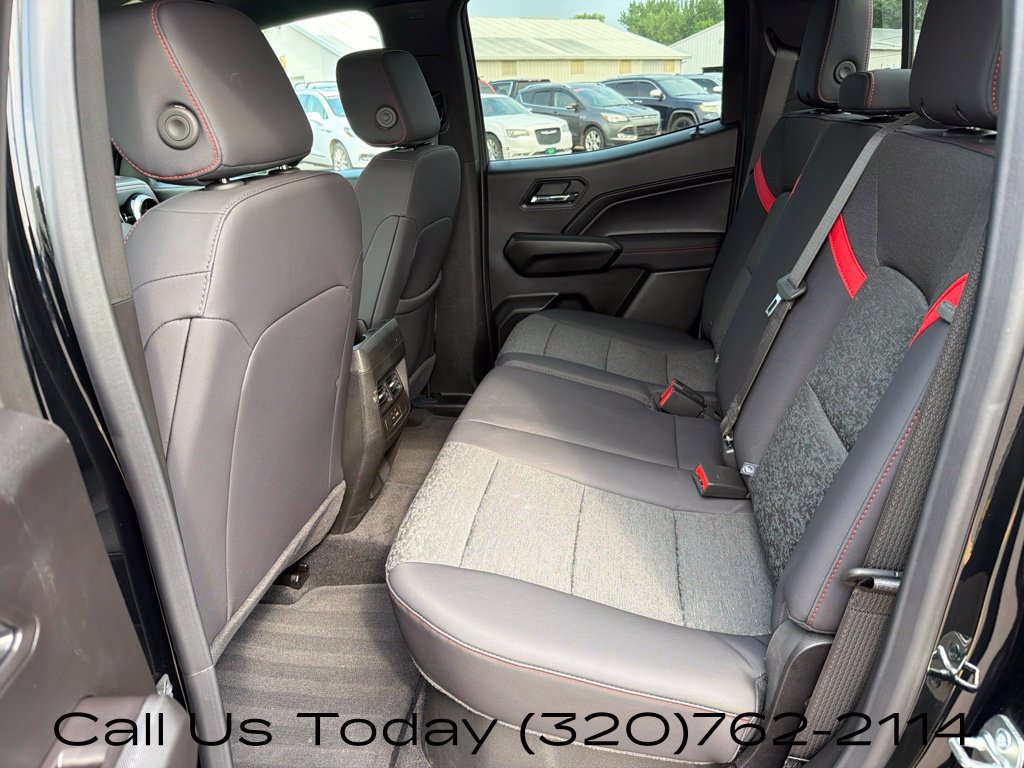 Used 2026 Chevrolet Colorado Z71 AWD/4WD image 28