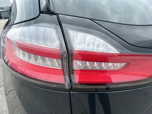 Used 2024 Ford Edge ST-Line image 37