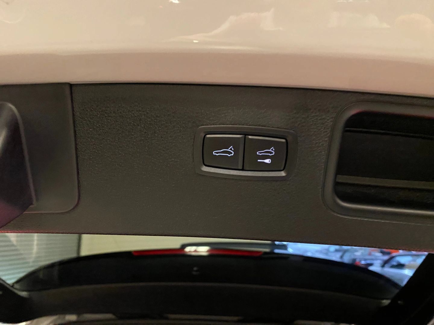 Used 2021 Porsche Macan GTS AWD/4WD image 32