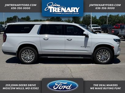 Used 2024 Chevrolet Suburban LT w/ LT Signature Package