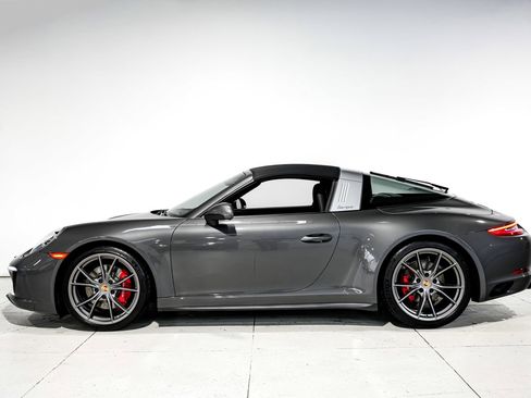 Used 2017 Porsche 911 Targa 4S AWD/4WD image 7
