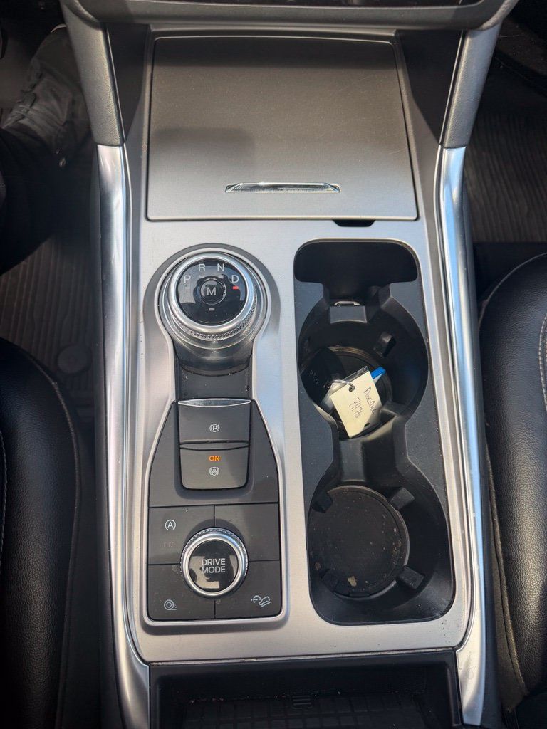 Used 2020 Ford Explorer Limited AWD/4WD image 23