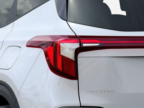 New 2026 Kia Seltos LX AWD/4WD image 11