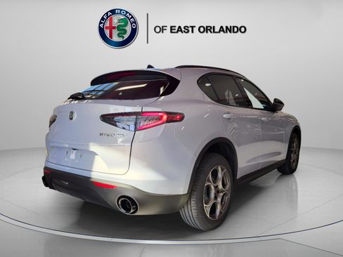 New 2025 Alfa Romeo Stelvio Sprint image 8