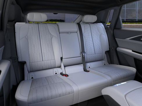 New 2026 Cadillac Lyriq Signature Luxury AWD/4WD image 17