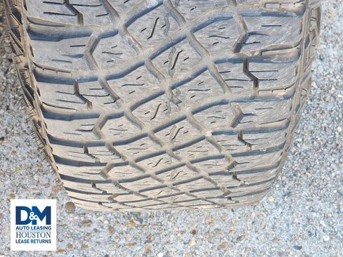 Used 2023 Ford Bronco Badlands image 19