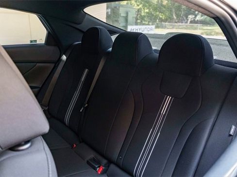 New 2025 Hyundai Elantra Sport image 16