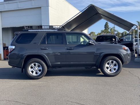 Certified 2024 Toyota 4Runner SR5 Premium w/ Moonroof Package RWD image 2