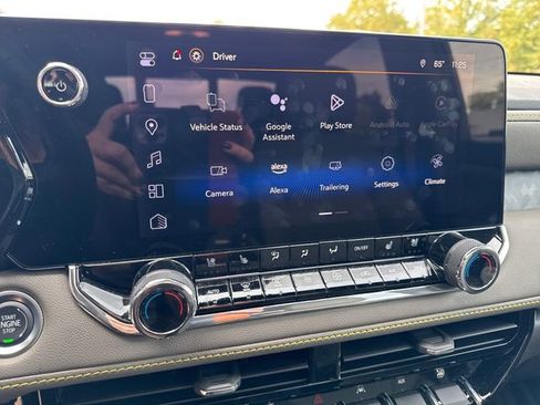 Certified 2025 Chevrolet Colorado ZR2 w/ Technology Package image 2