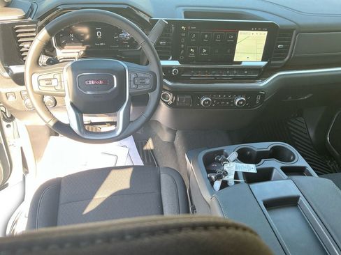 Used 2026 GMC Sierra 1500 SLE w/ X31 Off-Road Package AWD/4WD image 10