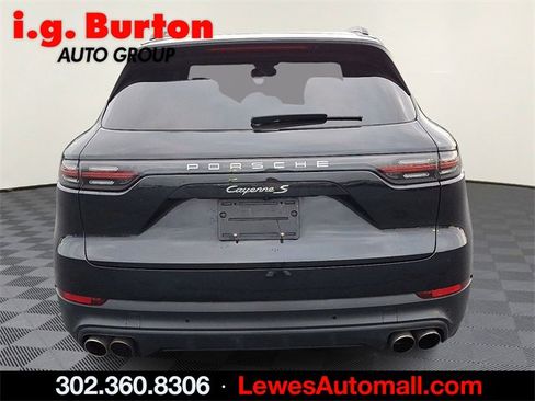 Used 2022 Porsche Cayenne S image 5