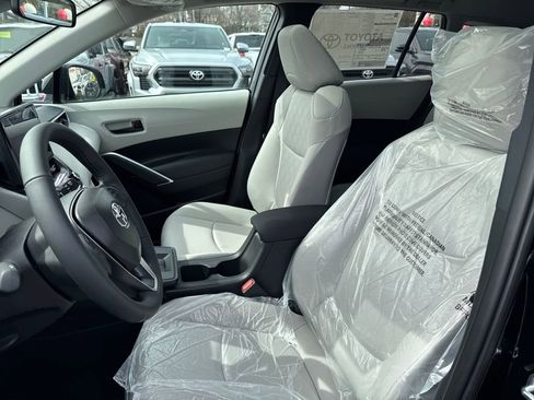 New 2026 Toyota Corolla Cross LE image 18