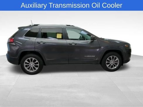 Used 2021 Jeep Cherokee Latitude Lux w/ Comfort/Convenience Group image 9