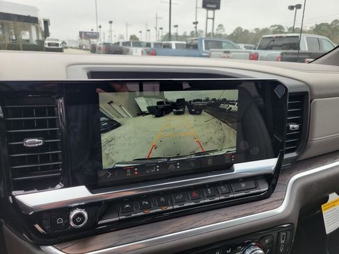 New 2026 GMC Sierra 1500 SLT w/ SLT Premium Plus Package image 23