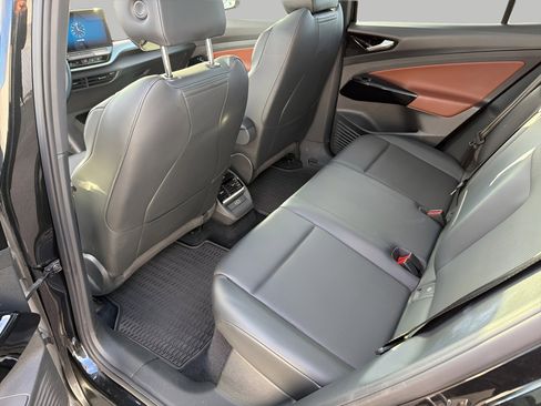 Used 2022 Volkswagen ID.4 Pro S image 24