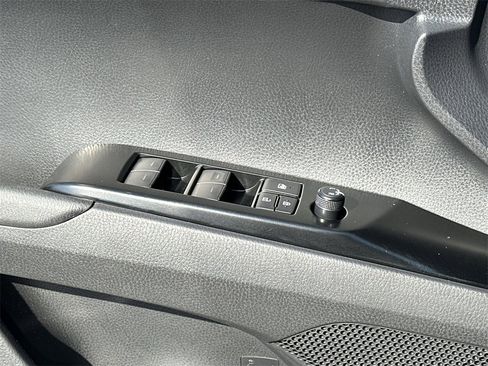 Used 2025 Toyota Camry LE image 19