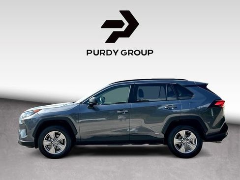 Used 2022 Toyota RAV4 LE AWD/4WD image 5