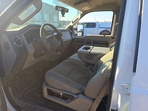 Used 2008 Ford F250 XLT AWD/4WD image 10
