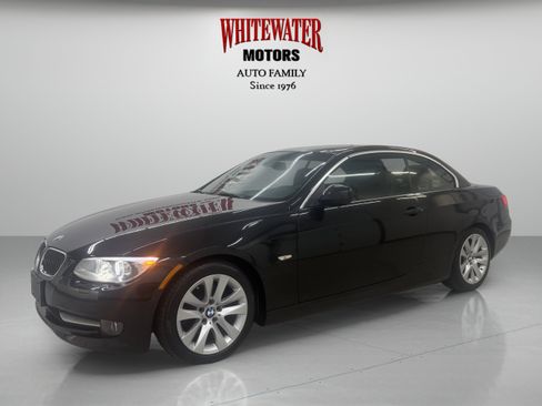 Used 2011 BMW 328i Convertible RWD image 2