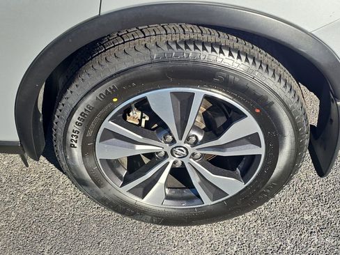 Used 2022 Nissan Murano SV w/ Cargo Package AWD/4WD image 8