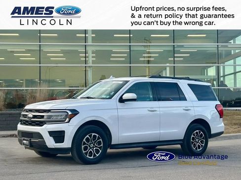 Certified 2024 Ford Expedition XLT image 1