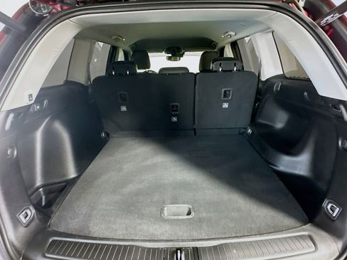 Used 2023 Jeep Grand Cherokee Limited w/ Black Appearance Package image 28