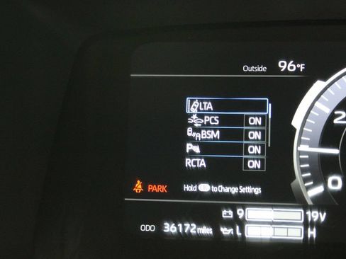 Used 2024 Toyota Tundra Platinum w/ TRD Off-Road Package AWD/4WD image 3