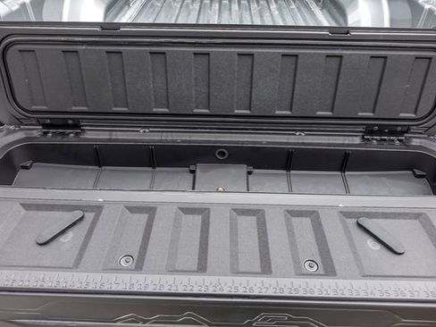 New 2026 Chevrolet Colorado LT w/ Advanced Trailering Package AWD/4WD image 9