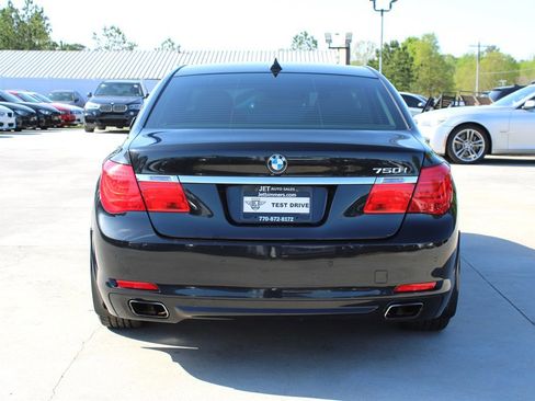 Used 2011 BMW 750i xDrive image 6