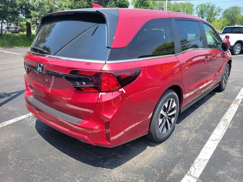 New 2026 Honda Odyssey EX-L image 3