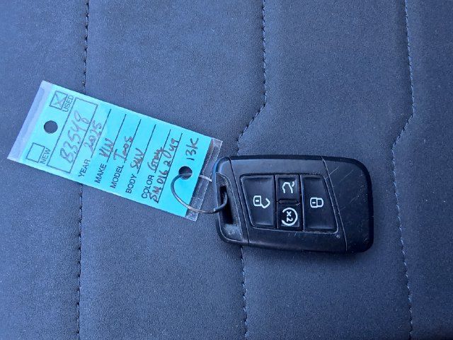 Used 2025 Volkswagen Taos SE AWD/4WD image 29