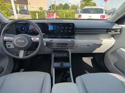 New 2026 Hyundai Kona SEL Premium FWD image 17