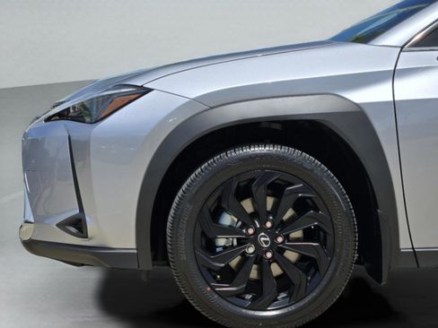 New 2026 Lexus UX 300h FWD image 21