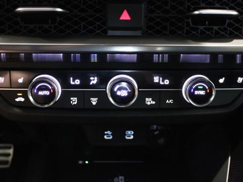 Used 2025 Acura ADX A-Spec AWD/4WD image 9