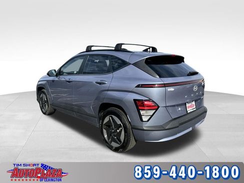 Used 2024 Hyundai Kona SEL FWD image 2