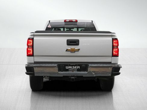 Used 2017 Chevrolet Silverado 1500 LT w/ LT Fleet Plus Package AWD/4WD image 4