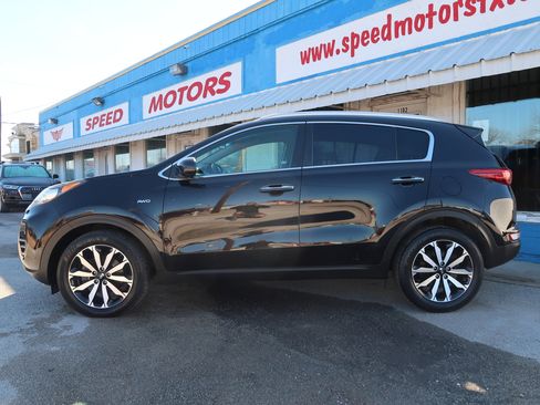Used 2017 Kia Sportage EX image 3