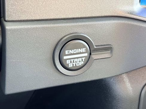New 2026 Ford Bronco Badlands w/ Sasquatch Package AWD/4WD image 26