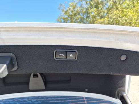 Used 2019 Genesis G80 3.3T Sport image 33