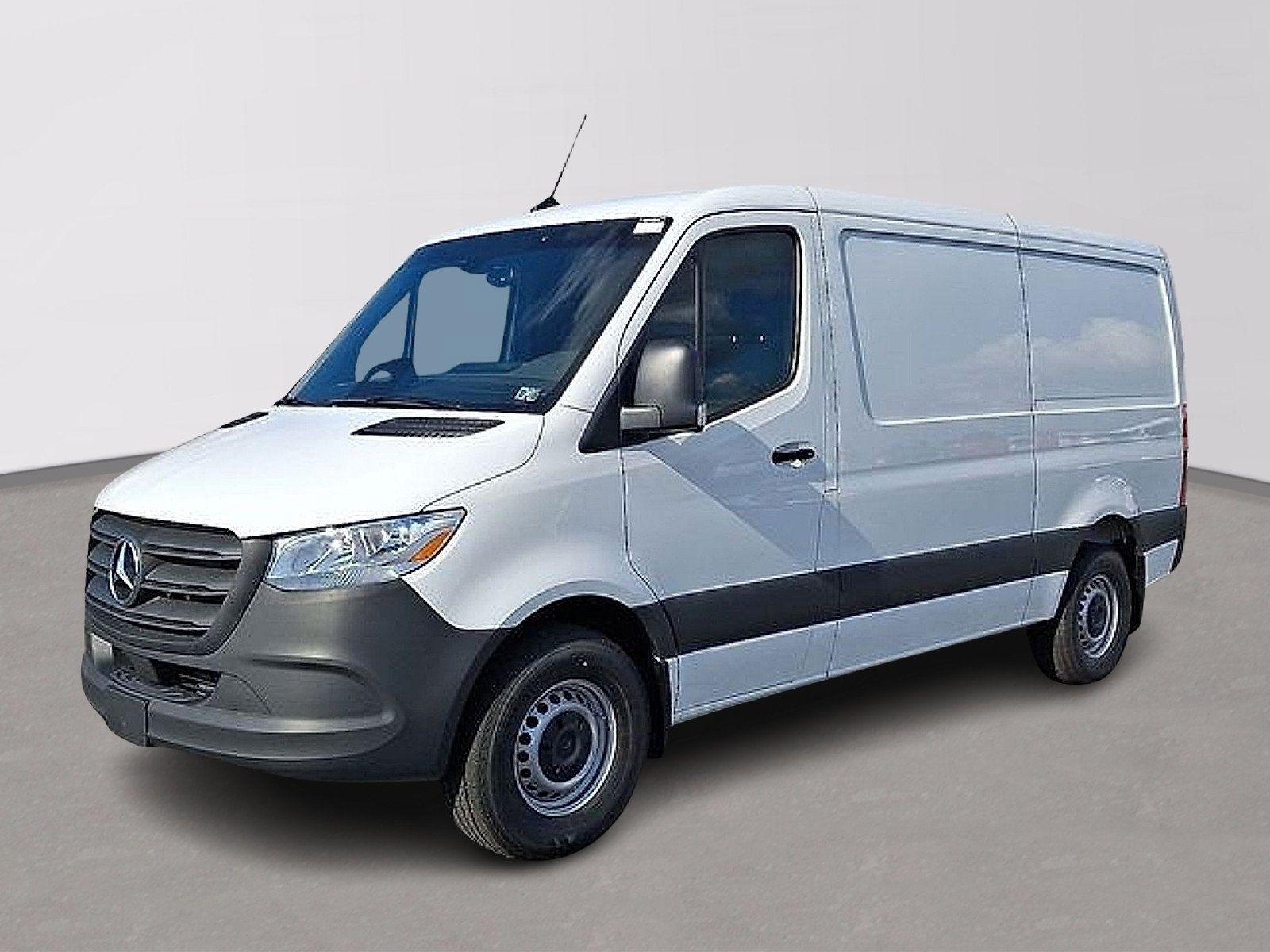 Used 2026 Mercedes-Benz Sprinter 2500 image 1