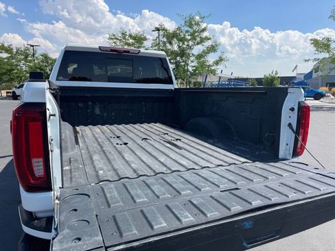 Used 2023 GMC Sierra 3500 AT4 w/ AT4 Premium Plus Package AWD/4WD image 8