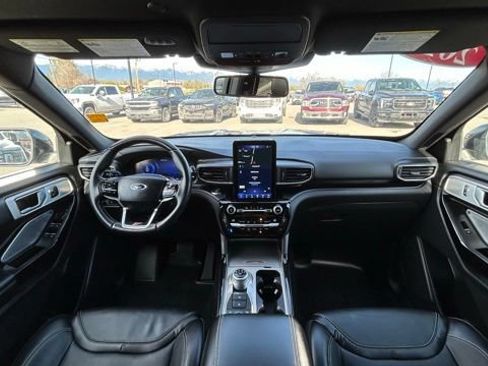 Used 2021 Ford Explorer ST w/ Equipment Group 401A AWD/4WD image 13