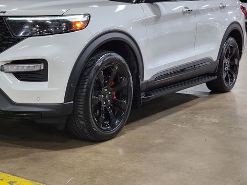 Used 2022 Ford Explorer ST w/ Equipment Group 401A AWD/4WD image 17