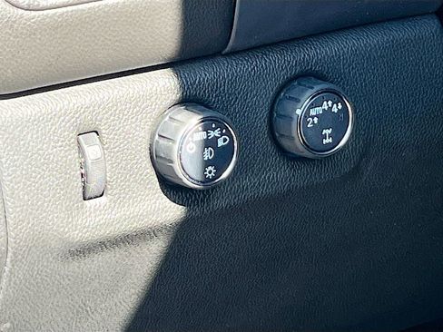 Used 2022 GMC Canyon Denali AWD/4WD image 10