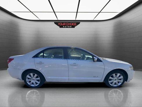 Used 2009 Lincoln MKZ image 5