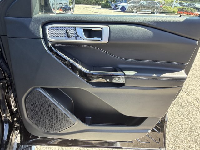 Used 2024 Ford Explorer ST w/ Equipment Group 401A AWD/4WD image 30