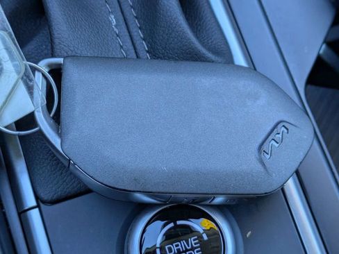 Used 2025 Kia Sorento S w/ Panoramic Sunroof Package FWD image 30