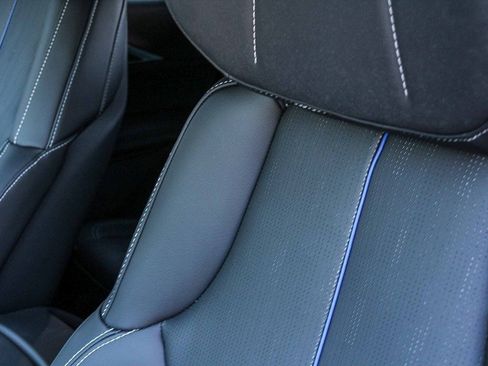 New 2025 Cadillac Lyriq Luxury image 25